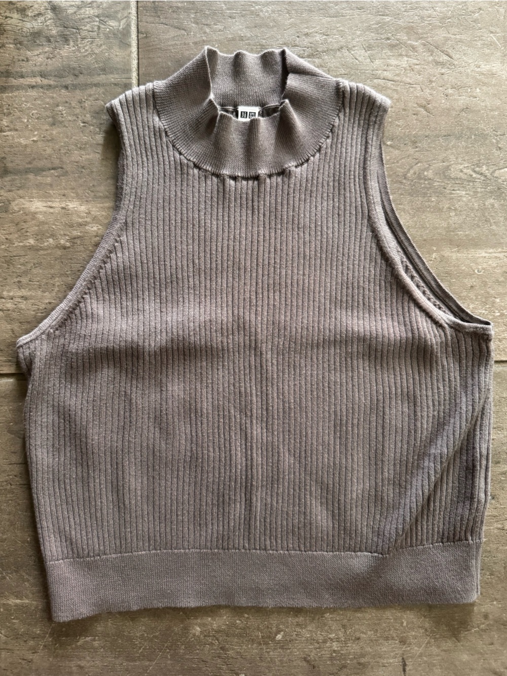 Uniqlo Ribbed Sleeveless Mock Neck Sweater Vest Taupe